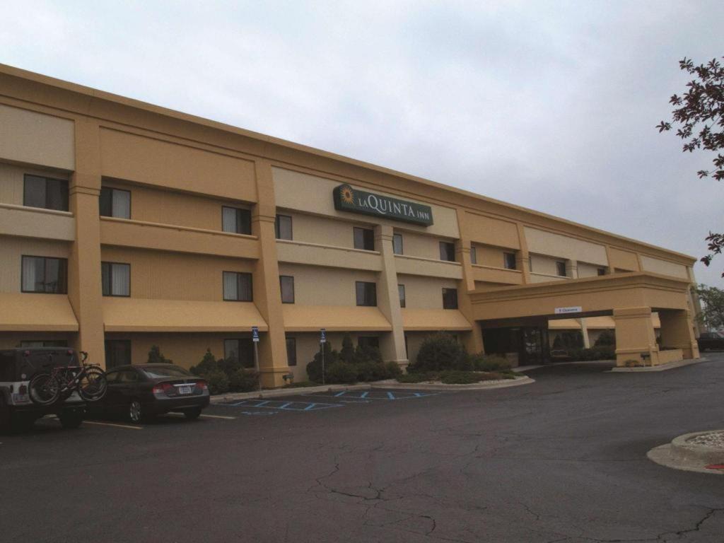 La Quinta Inn By Wyndham Detroit Southgate Exteriör bild